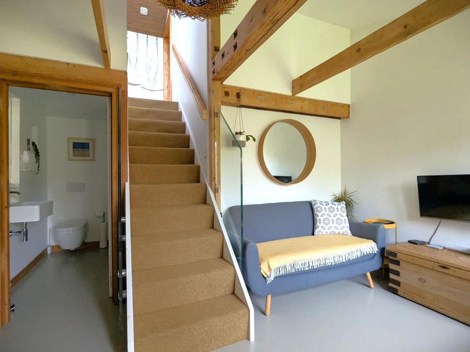 Unique & Rural Child Friendly Annexe With Large Gardens, Games & Tennis Court - Chichester Holiday Properties Extérieur photo